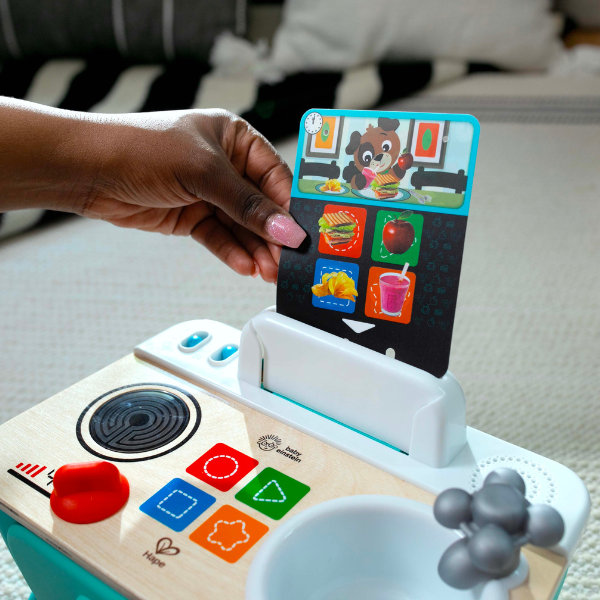 Игрушечная кухня для малышей Magic Touch Kitchen