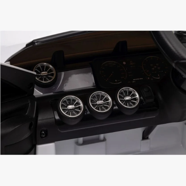 Машина MERDECES-BENZ CLA45, Аккумулятор 12V7AH, 2 мотора 90W, EVA колеса, кожаные сидения