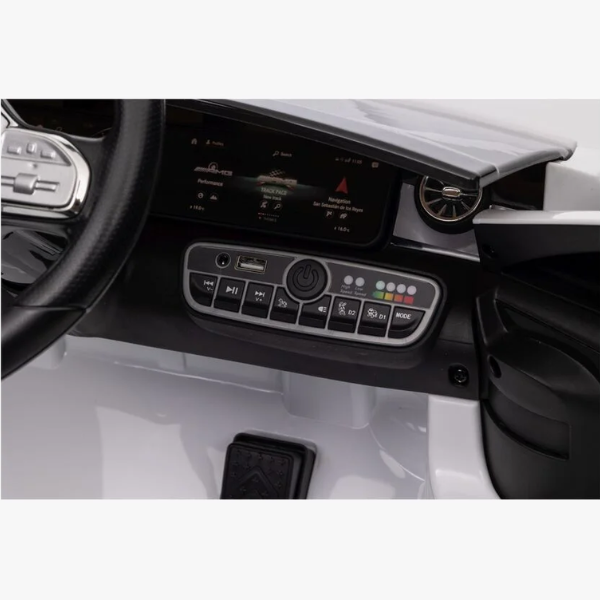 Машина MERDECES-BENZ CLA45, Аккумулятор 12V7AH, 2 мотора 90W, EVA колеса, кожаные сидения