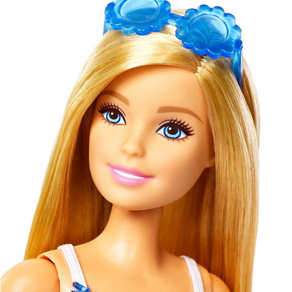 Păpușă Barbie cu 4 ținute