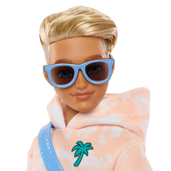 Păpușa Barbie Dream Besties "Ken" cu accesorii