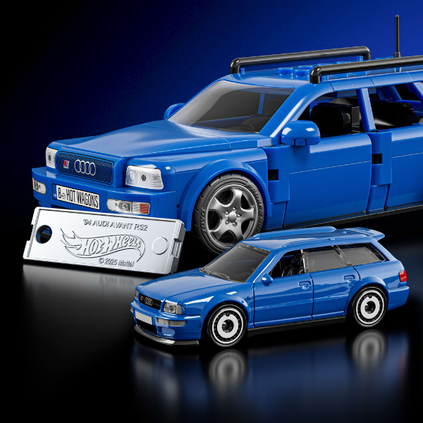 Set de construcție Hot Wheels – '94 Audi Avant RS2, scara 1:32