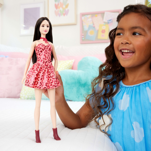Кукла Barbie "Модница в розовом платье с леопардовым принтом"