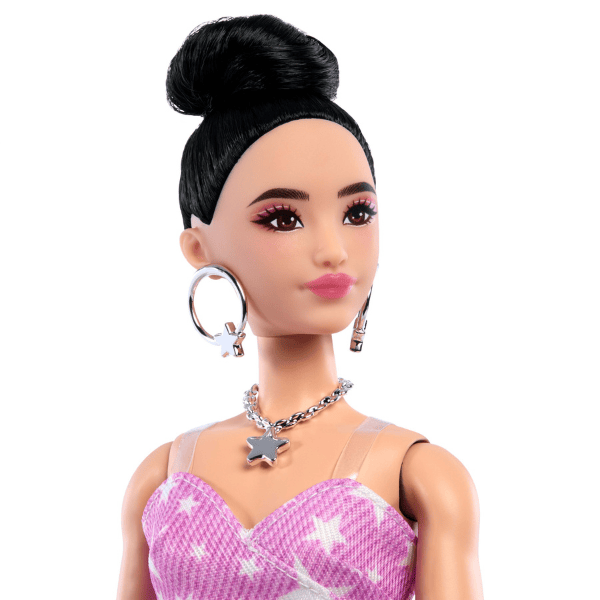 Кукла Barbie "Модница в розовом джинсовом платье с принтом звезд"
