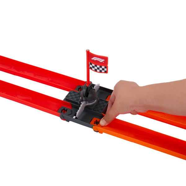 Set de joacă Hot Wheels „Set pistă de curse F1”
