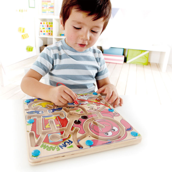 Joc educativ Labirint magnetic «Ferma veselă»