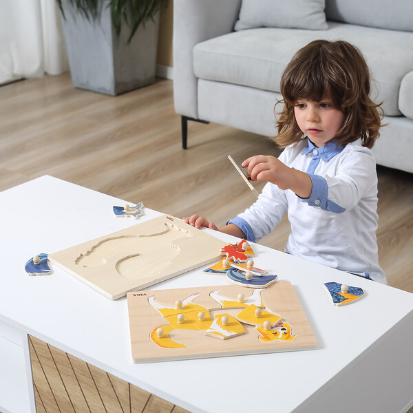 Puzzle din lemn Montessori cu buton “Cățel”