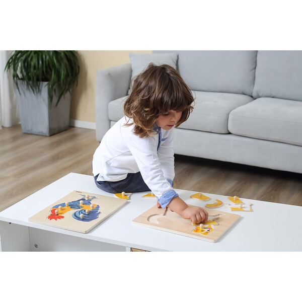 Puzzle din lemn Montessori cu buton “Cățel”