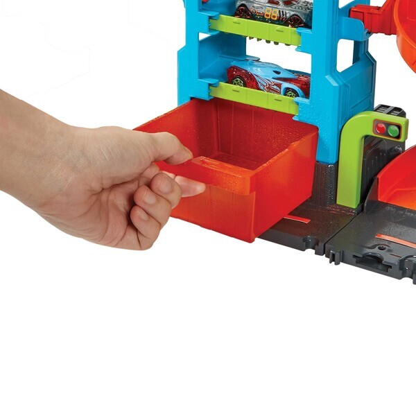 Hot Wheels Set “Mega spălătorie”