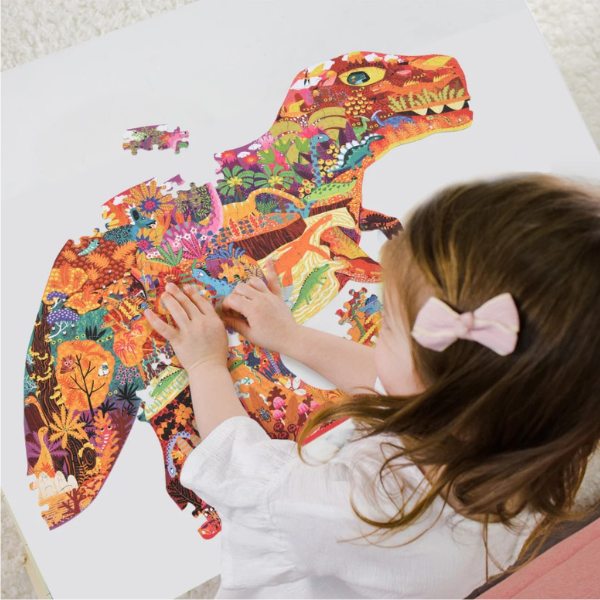 Puzzle cu formă neobișnuită „Lumea dinozaurilor”, 280 elem.