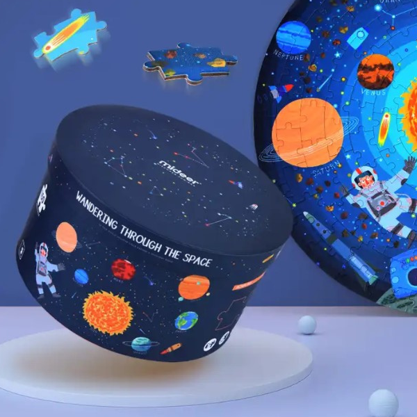 Puzzle rotund “Rătăcind prin spațiu”, 150 elem.