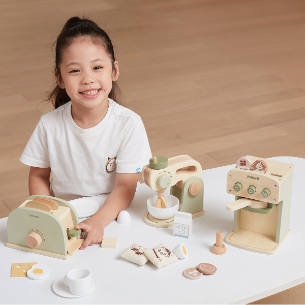 Set de joaca din lemn „Mic dejun cu toaster”, 7 piese
