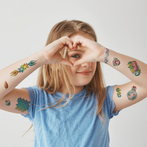 Set de tatuaje temporare pentru copii "Pe valuri", 40 buc.