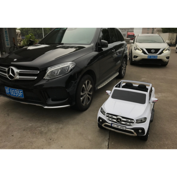 Masinuta electrica MERCEDES X-CLASS, 12V7Ah, motor 45Wx2, roți EVA, scaune din piele