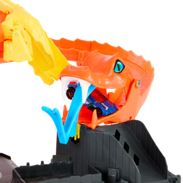 Hot Wheels Track „Ataca cobrei asupra pizzeriei”
