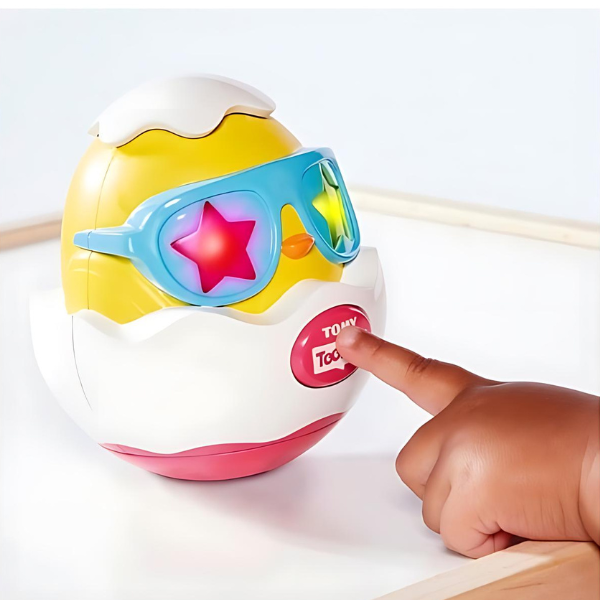 Интерактивная игрушка – Музыкальный цыпленок, Tomy
