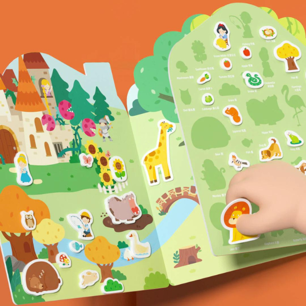 Set de Stickere Gelatinoase Reutilizabile „ Oraș Aglomerat al Animalelor”