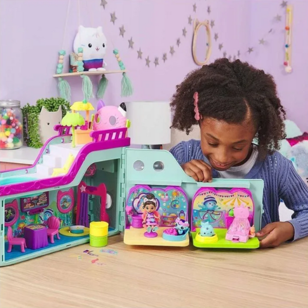 Vapor de croazieră, seria „Gabby’s Dollhouse”