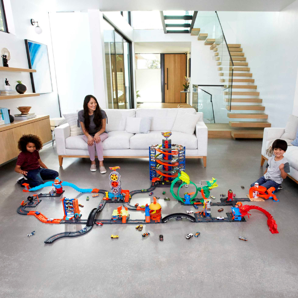 Hot Wheels Set elemente suplimentare p/u pista cu masinuta de baza