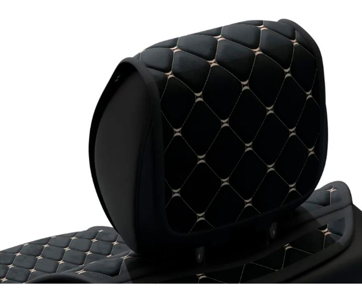 Накидка на сиденье алькантара черная с бежевым