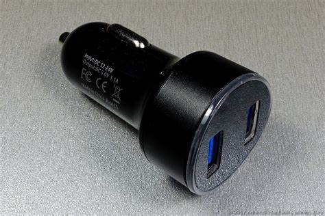 Încărcător auto Choetech TC0024