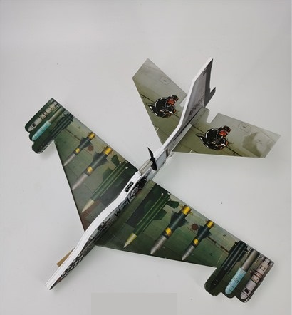 Avion cu telecomanda si lumini 40cm