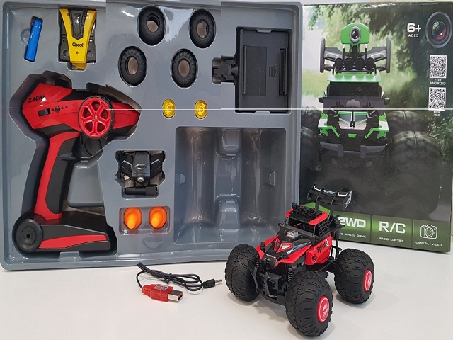 Set Masina Sport car cu R/C cu accesorii (reparat)