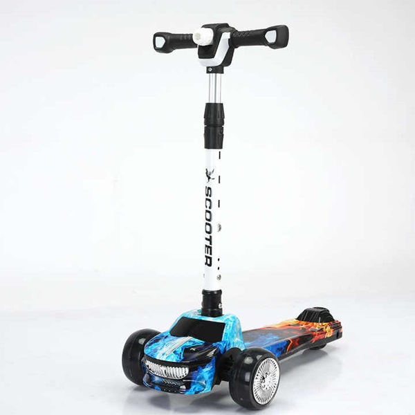 Cumpara  Trotinete - Самокат со звуком и с подсветкой..