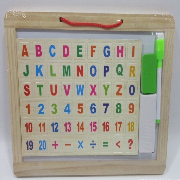 Cumpara  Planșe de desen/Alternative - Tabla din lemn cu accesorii..