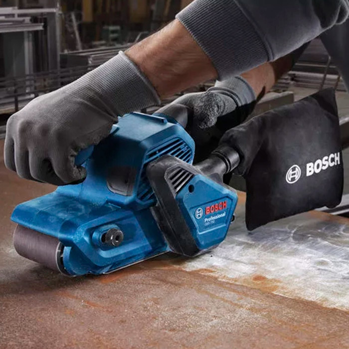 Mașină de şlefuit cu bandă Bosch GBS 750
