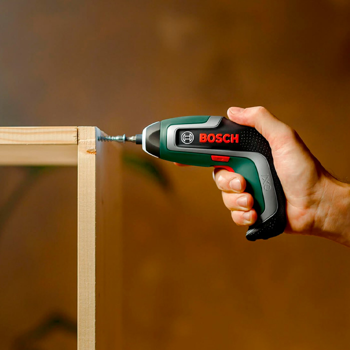 Șurubelniță cu acumulator Bosch IXO 7 (06039E0008)