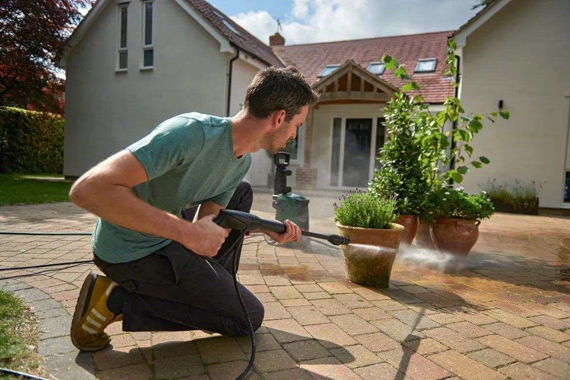 Mașină de spălat cu presiune Bosch Universal Aquatak 125