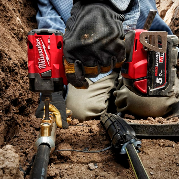 Masina de insurubat cu impact Milwaukee M18FIW2F12-0