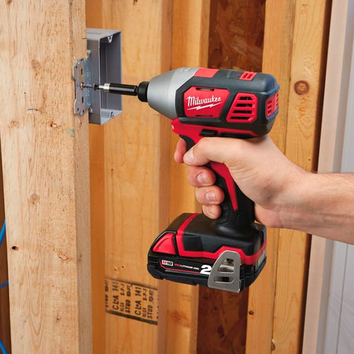 Masina de insurubat cu acumulator Milwaukee M18 BID-0