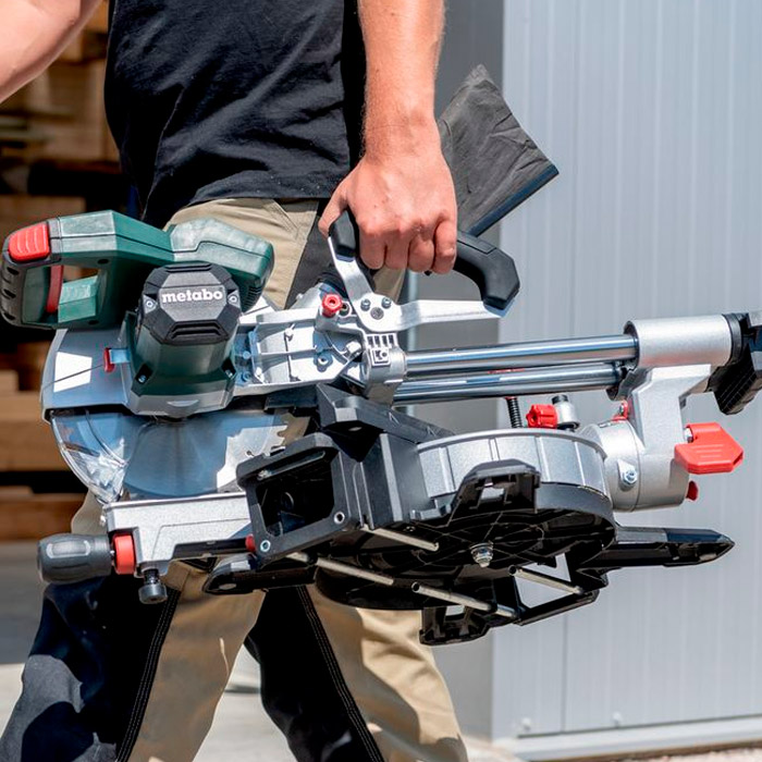 Аккумуляторная торцовочная пила Metabo KGS 18LTXBL216