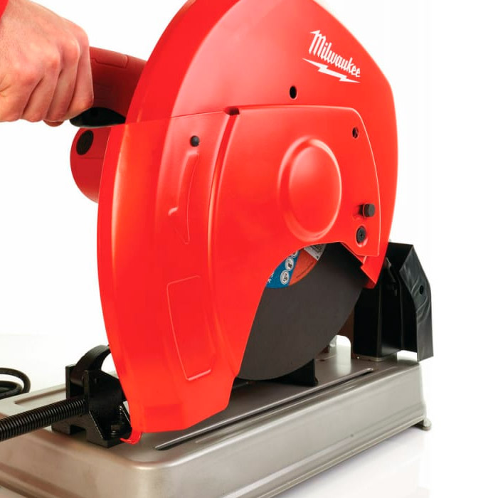 Masina de debitat metale Milwaukee CHS355