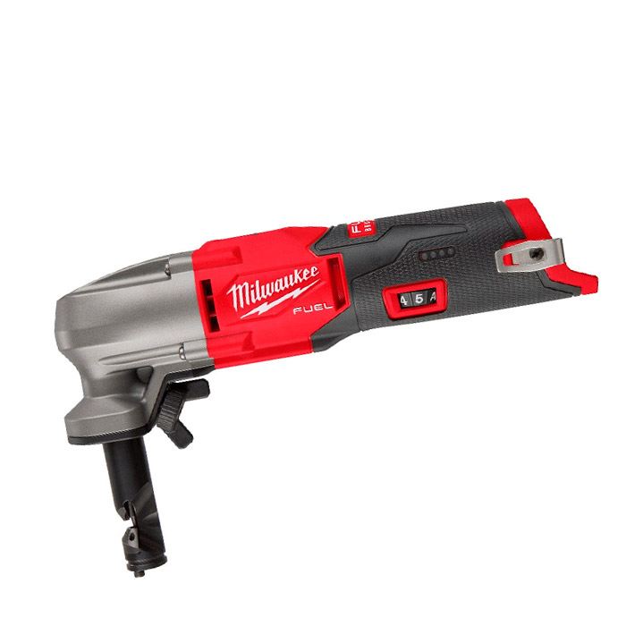 Cumpara  Foarfece cu acumulator - Masina de taiat tabla pe acumulator Milwaukee..