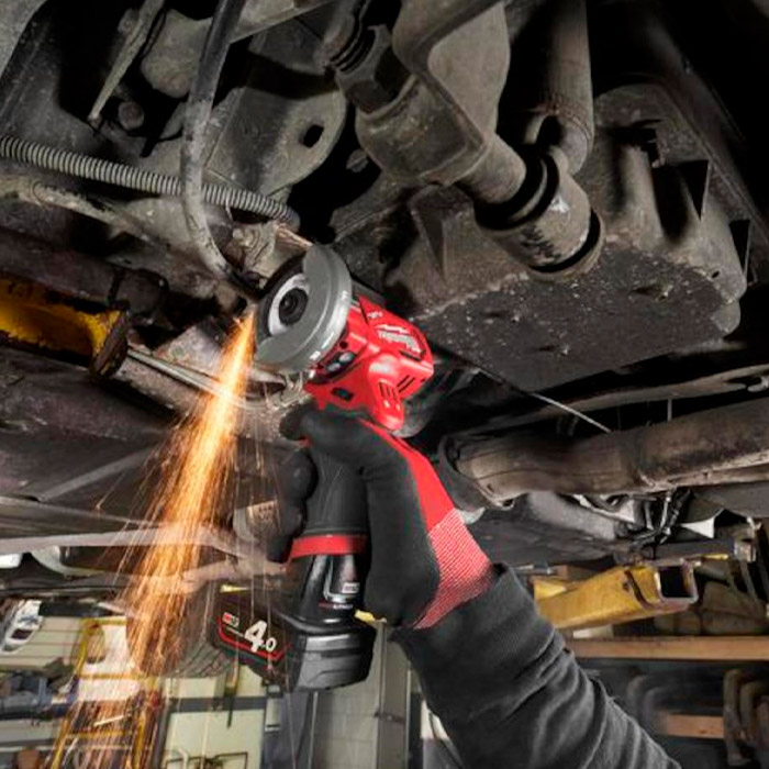 Masina de debitat cu acumultator Milwaukee M12FCOT-0