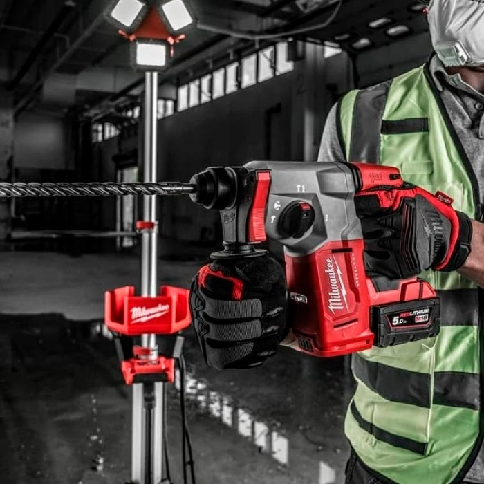 Ciocan rotopercutor pe acumulator Milwaukee M18 BLH-0