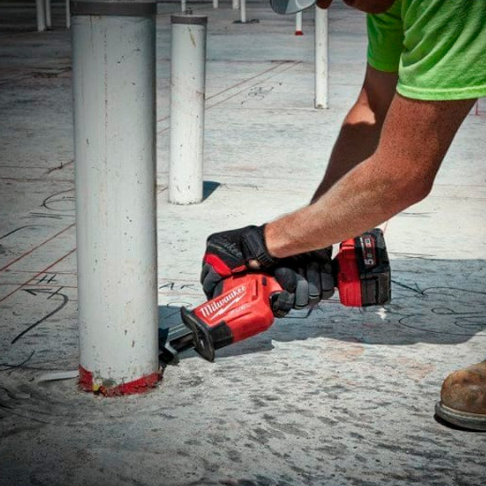 Fierastrau sabie cu acumulator Milwaukee M18 FHZ-0