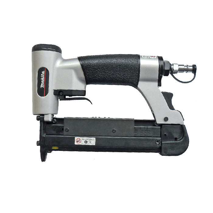 Pistol pneumatic pentru cue MAKITA AF201Z..