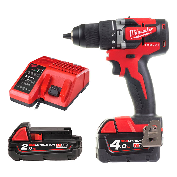Mașină de găurit și înșurubat cu impact pe acumulatori Milwaukee M18 CBLPD-422C