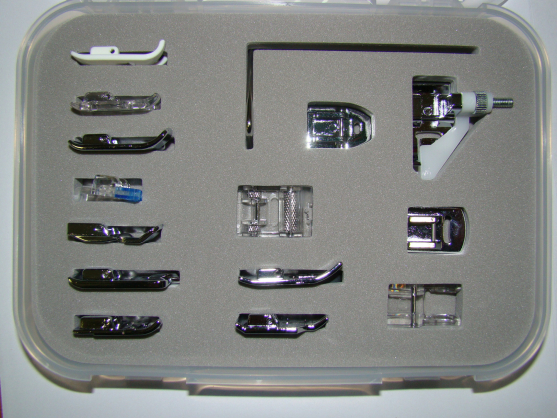 Cumpara  Cusut - ACC Sewing Machine Presser Feet Set Singer 53..