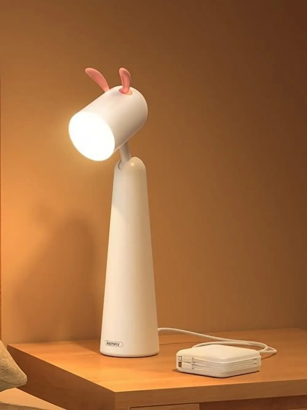 Lampa de birou Remax RT-E610, White