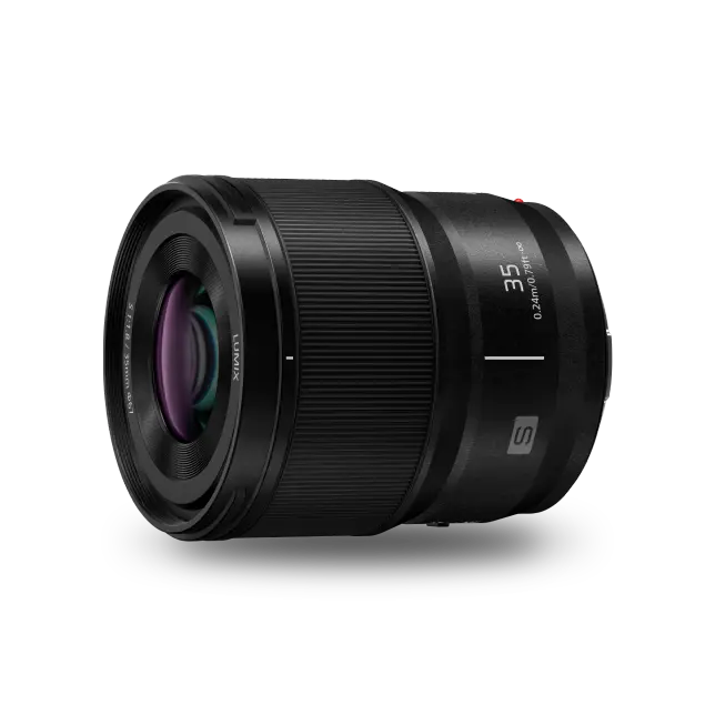 Cumpara  Lentile - Prime Lens Panasonic Lumix S 35mm f/1.8, L mo..