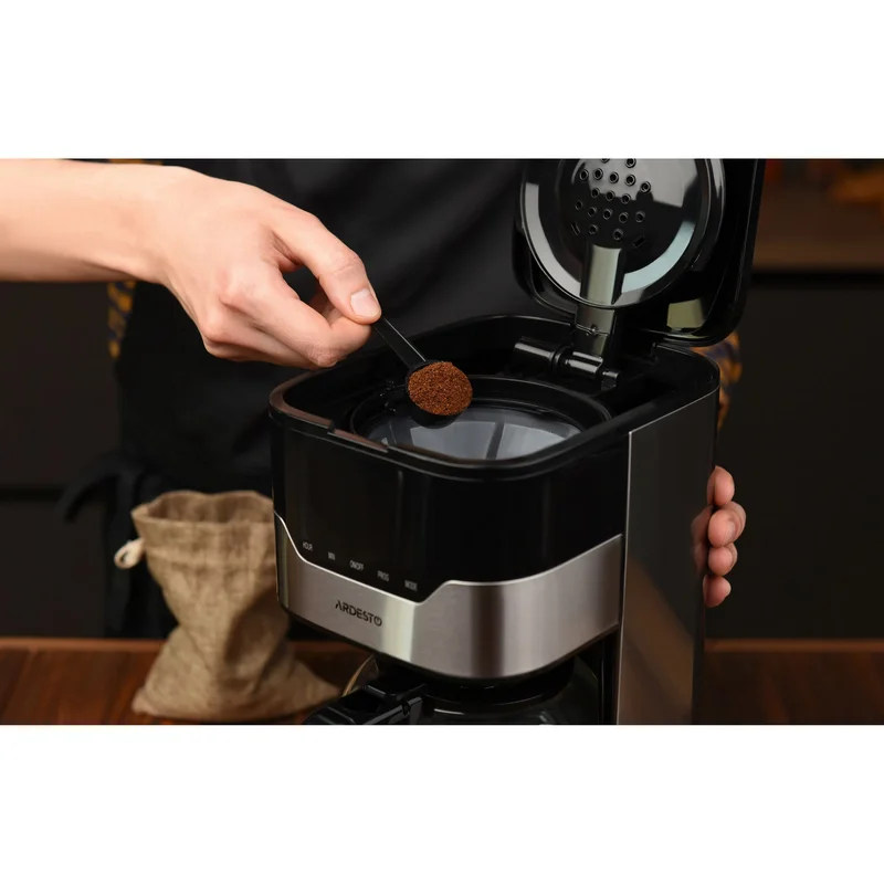 Cafetiera cu picurare Ardesto FCM-D3100 Negru
Cafea măcinată | 900 W | 1.5 l