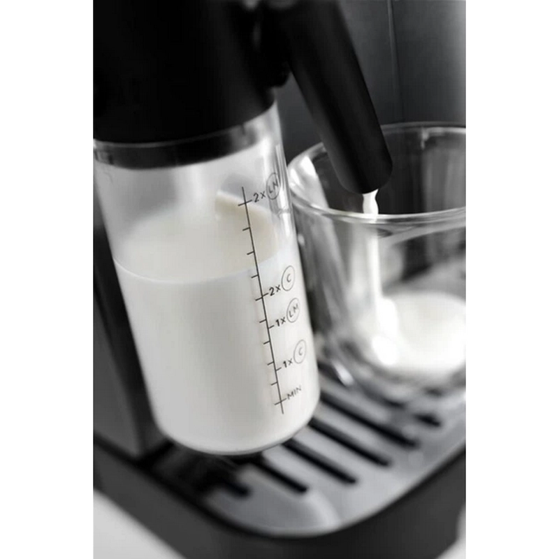 Aparat de cafea DeLonghi ECAM 290.61.B Negru
Cafea măcinată,Cafea boabe | 1450 W | 15 bar | 1.8 l
