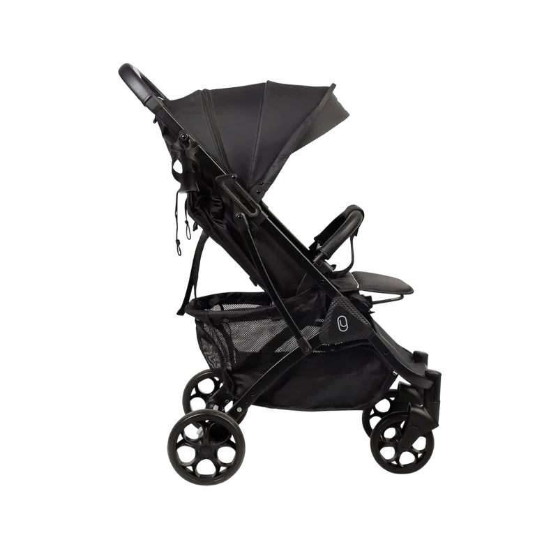 Cărucior Caretero Trail Negru
6 luni +