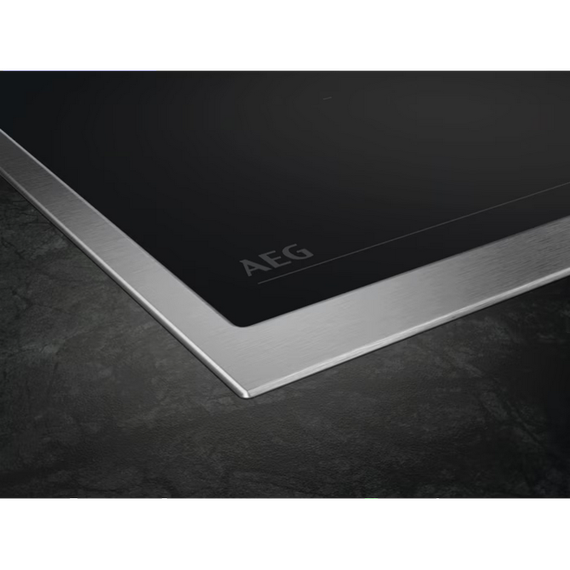 Plită cu inducție AEG TN64IA00XB Negru
7.2 kW | Vitroceramică