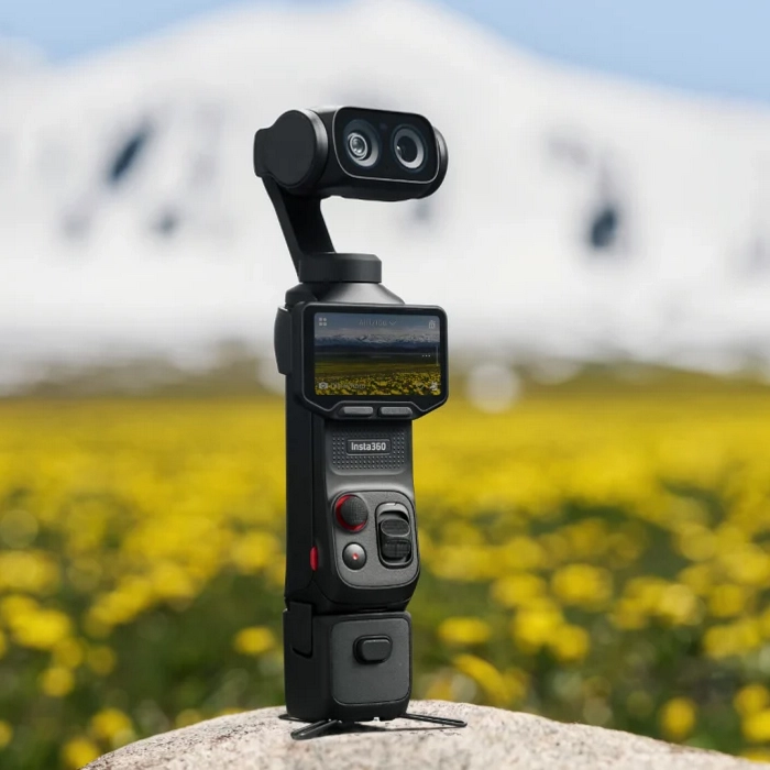 Экшн-камера Insta360 GO Ultra Luna Standard Bundle Черный